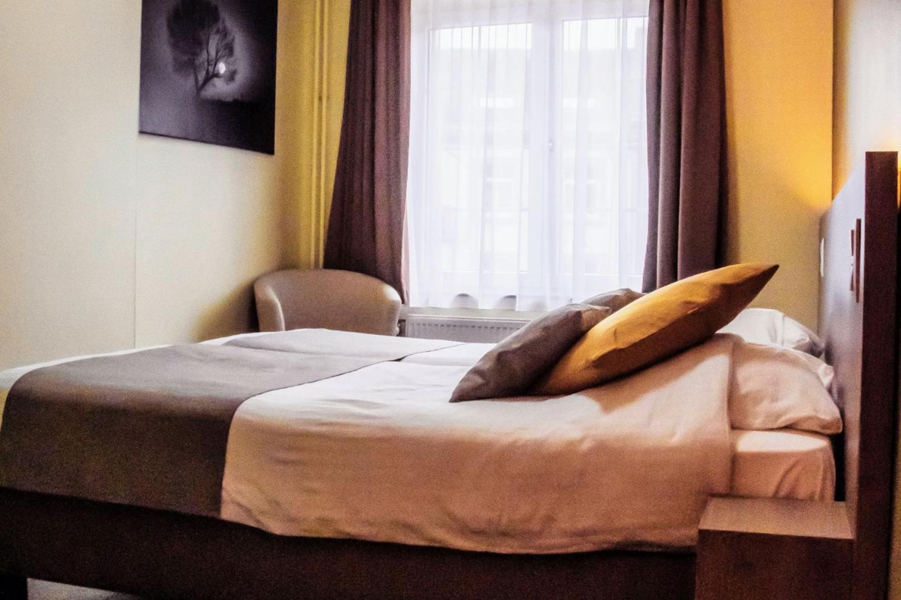 Hotel Des Postes Houffalize Quarto foto