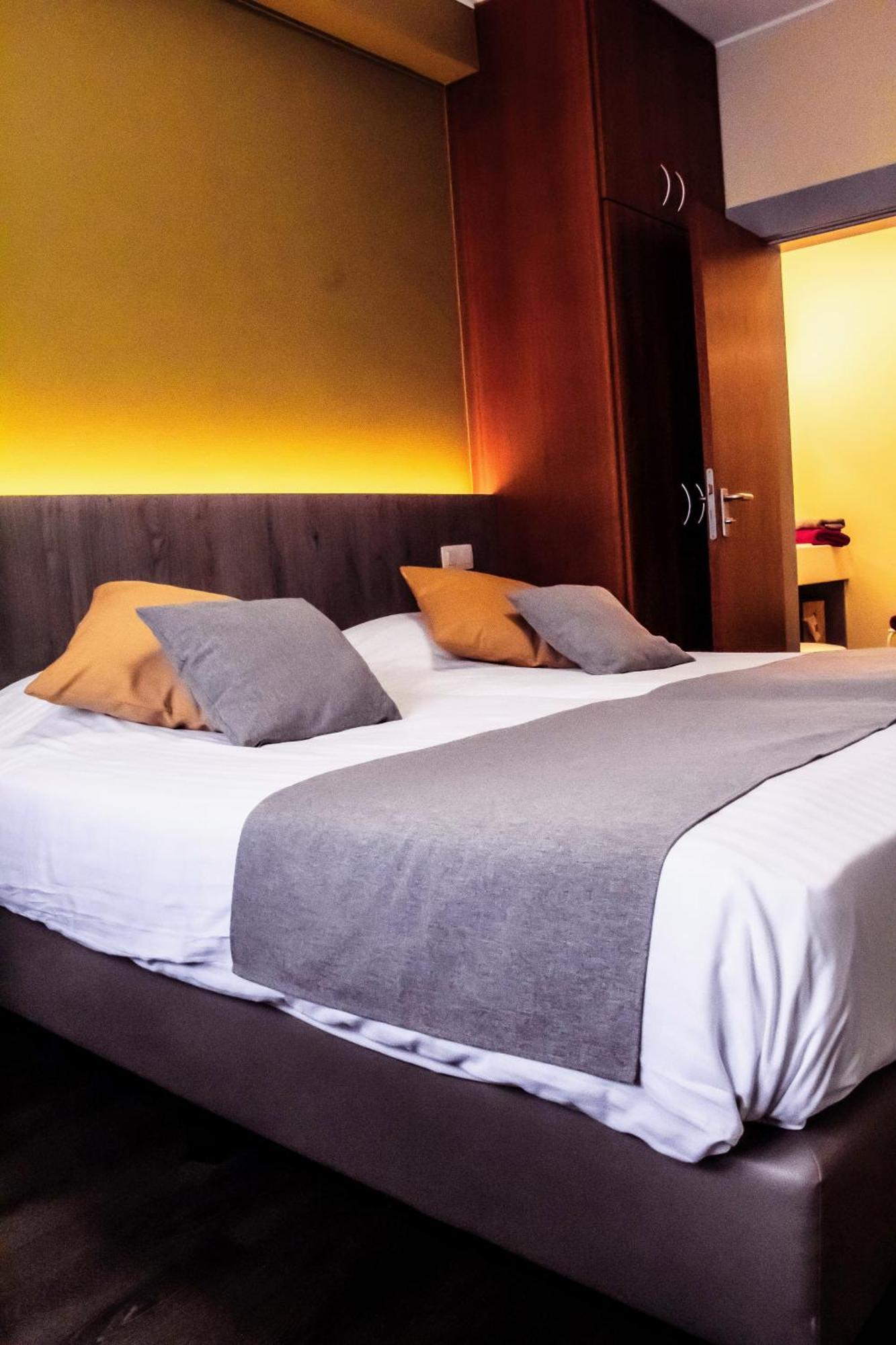 Hotel Des Postes Houffalize Quarto foto